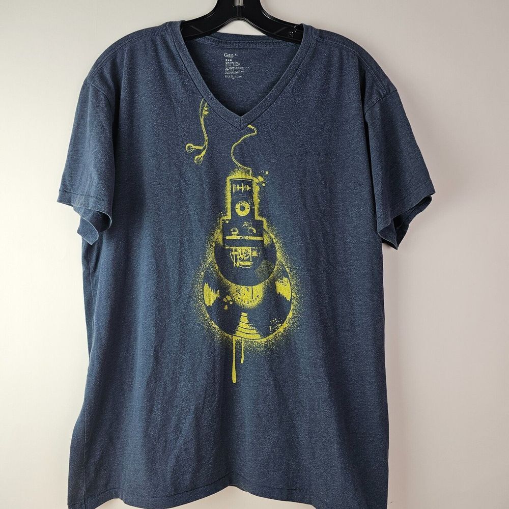 Gap Record DJ Headphones Print T-Shirt Men's Size M Blue Yellow Casual Used‎